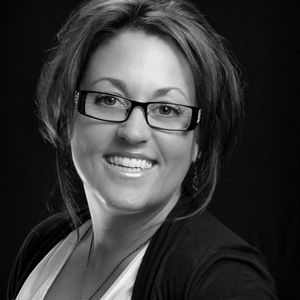 Meet your Posher, Mona